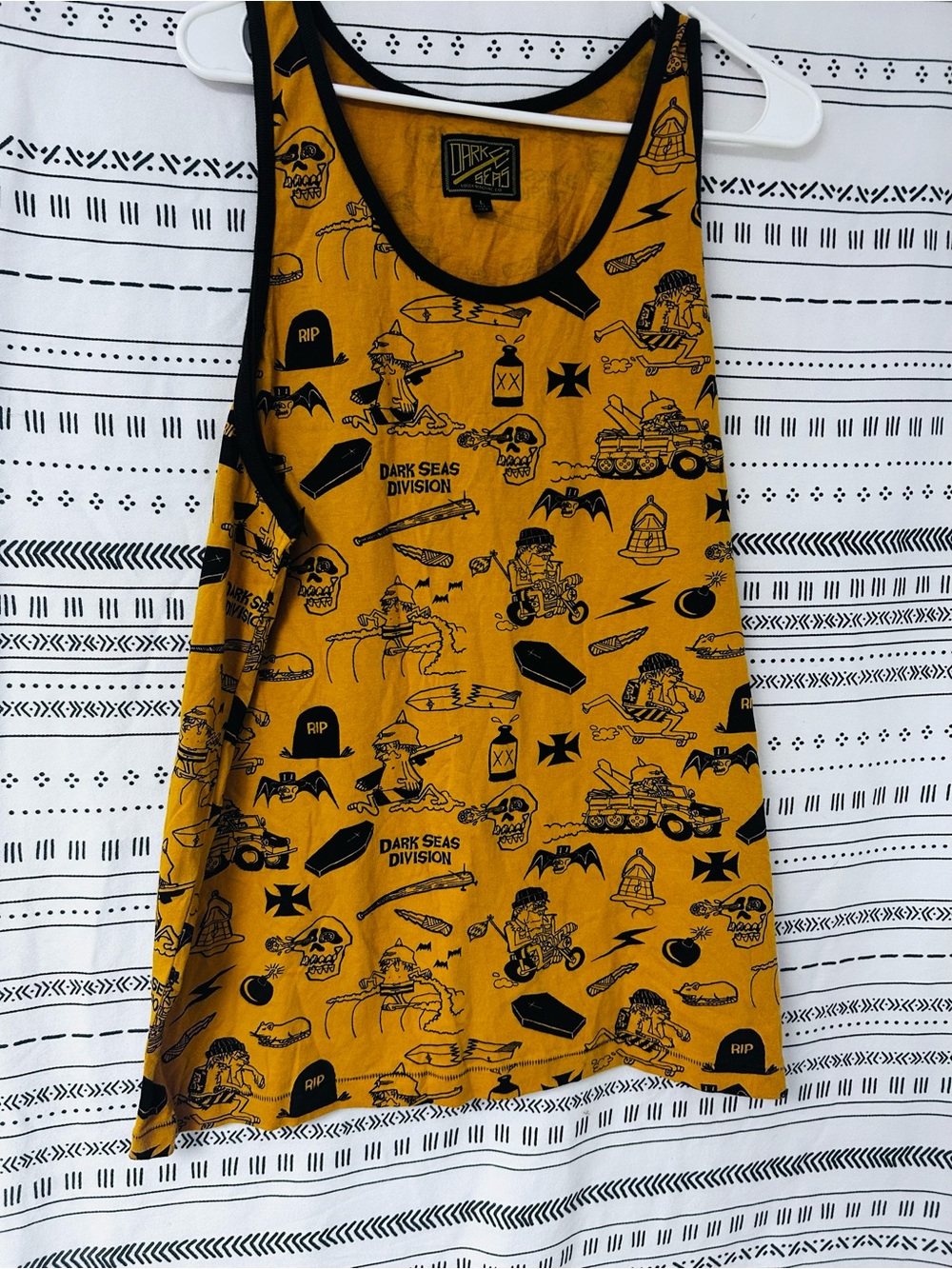 Loser Machine Dark Seas Division Mustard Yellow Tank Top Sz Large NWOT